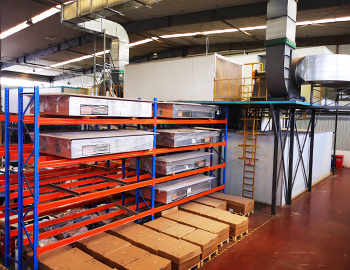 Fließband Top & Fertigproduktbereich